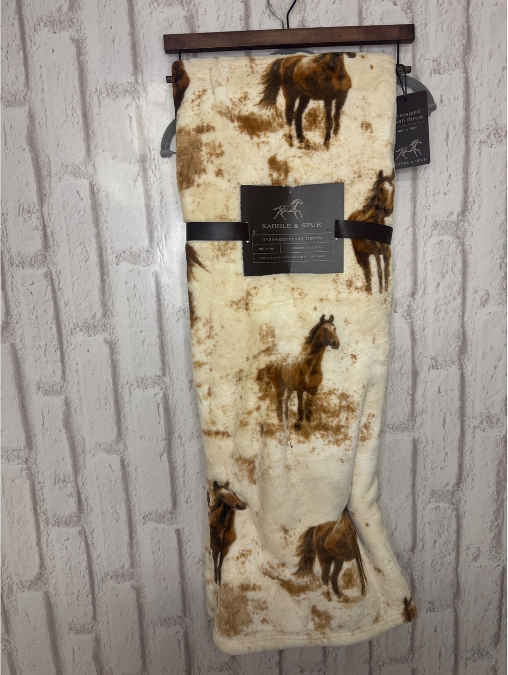 RARE Saddle & Spur Run Free Horse Plush Throw Blanket 60x70 Western NWT
